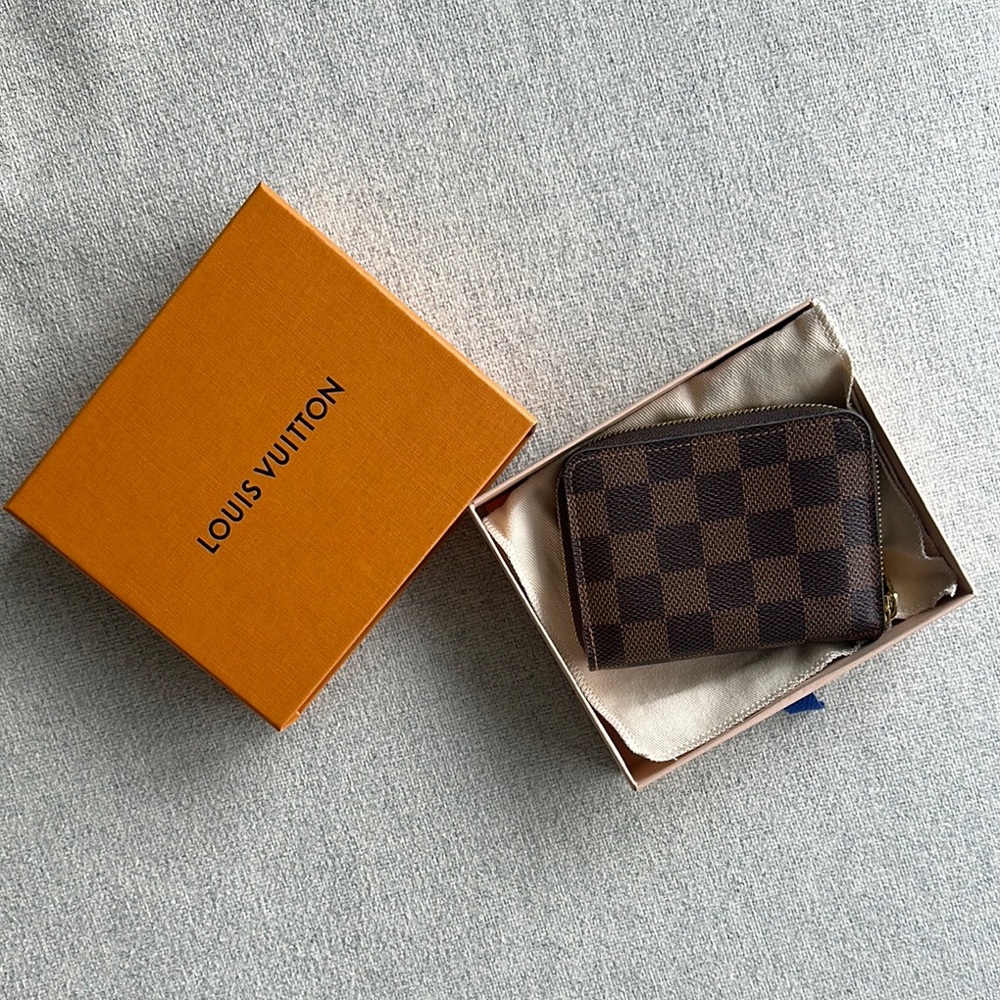 Louis Vuitton Damier Ebene Zippy Coin Purse (with Pink interior)